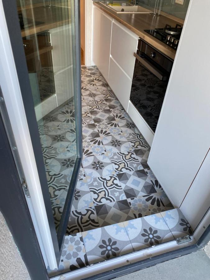 Plazza Studio Bukarest Kültér fotó